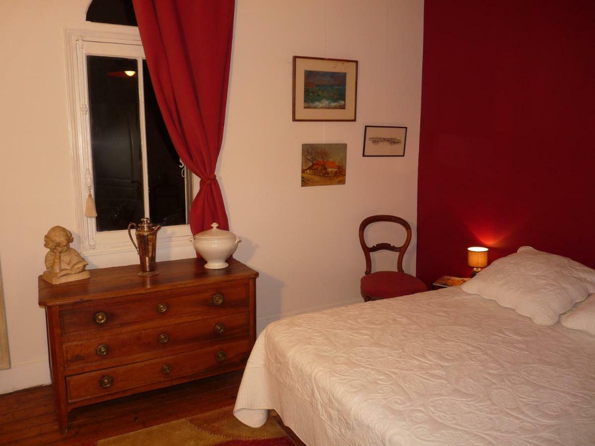 Bed and Breakfast Le Point D'Orgue Pineuilh Экстерьер фото